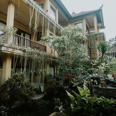 Jati 3 Bungalows And Spa Ubud Buitenkant foto