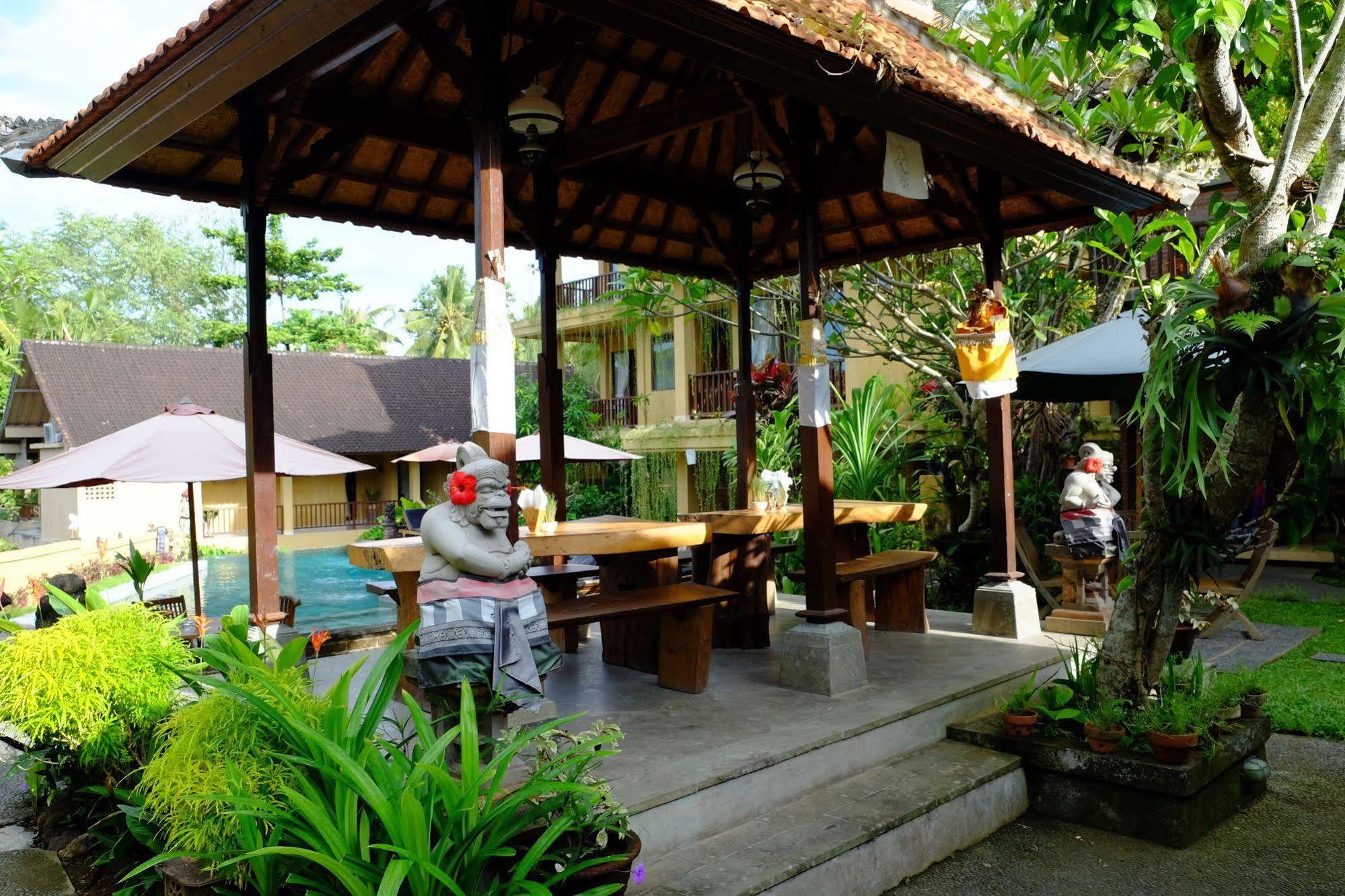Jati 3 Bungalows And Spa Ubud Buitenkant foto